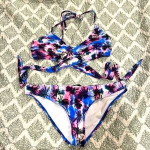 Misguided palm bikini